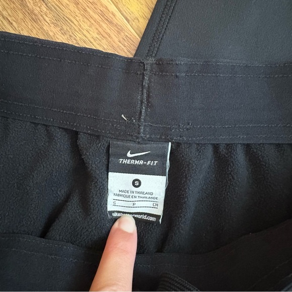 Nike Black Sweatpants with Signature Swoosh Size Small - Picture 8 of 11